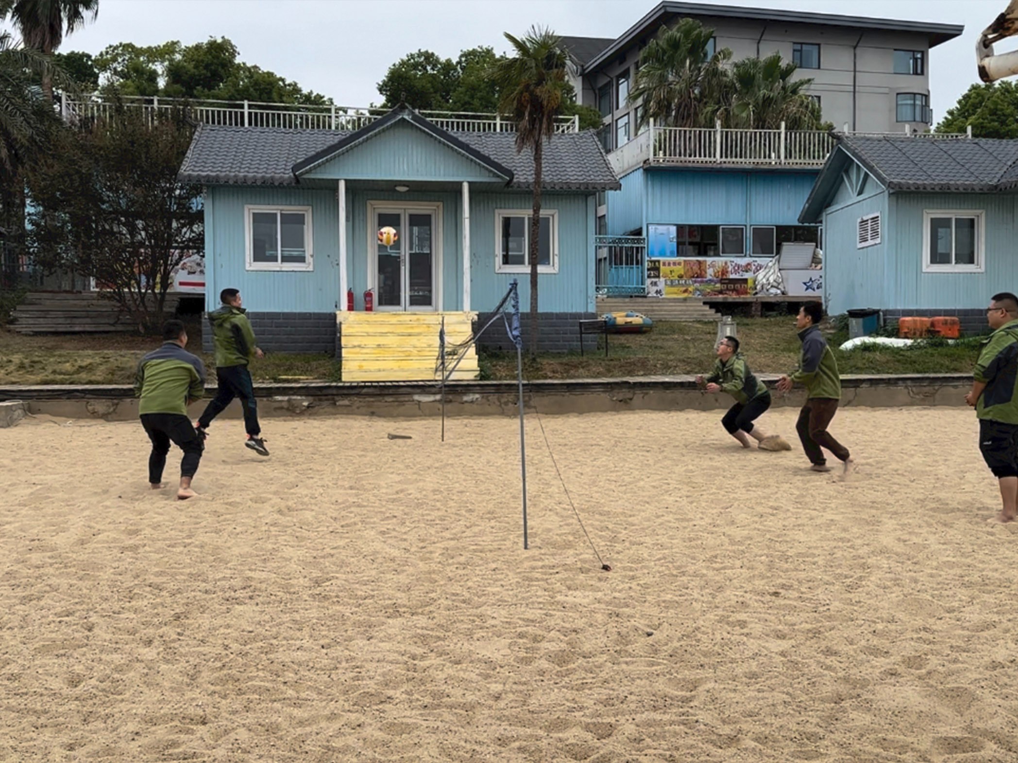 2024年10月梁子湖龙湾半岛团建